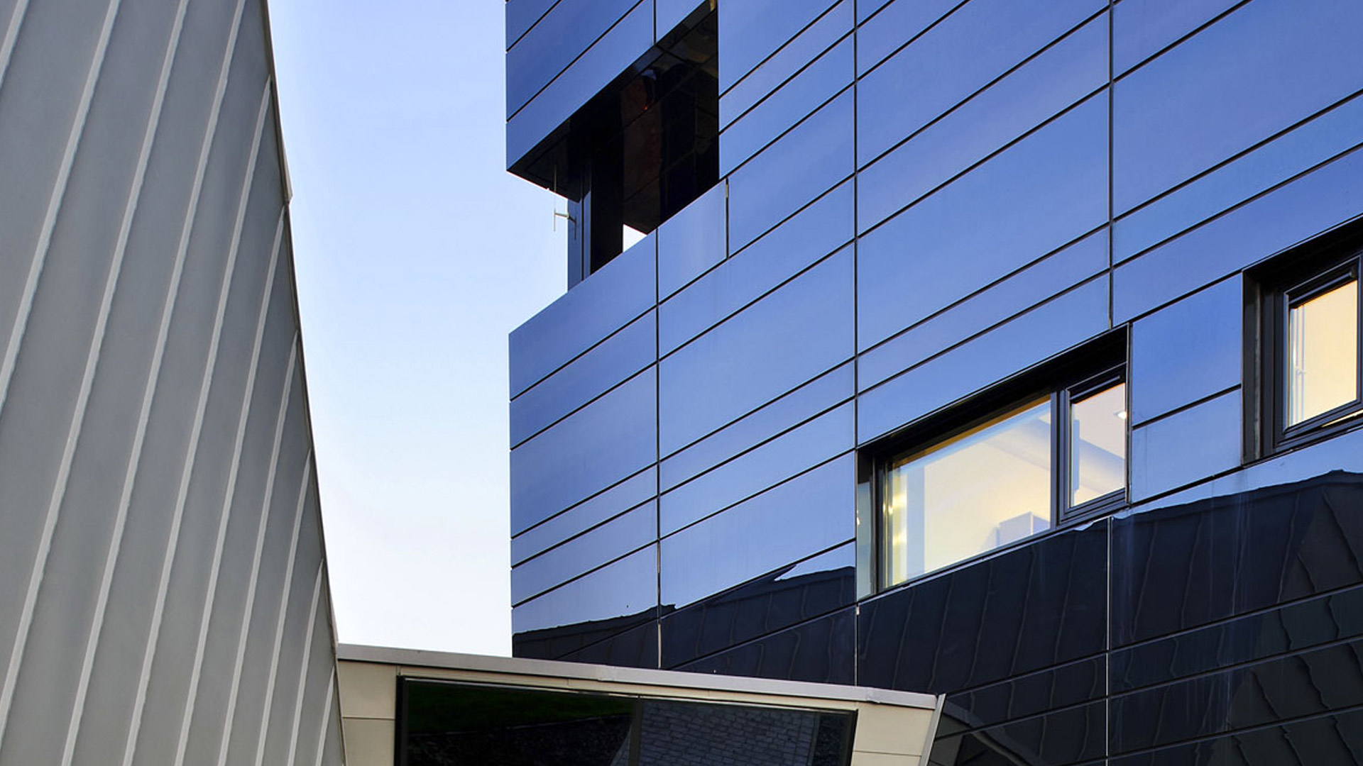Dalton Black Mirrored Cladding