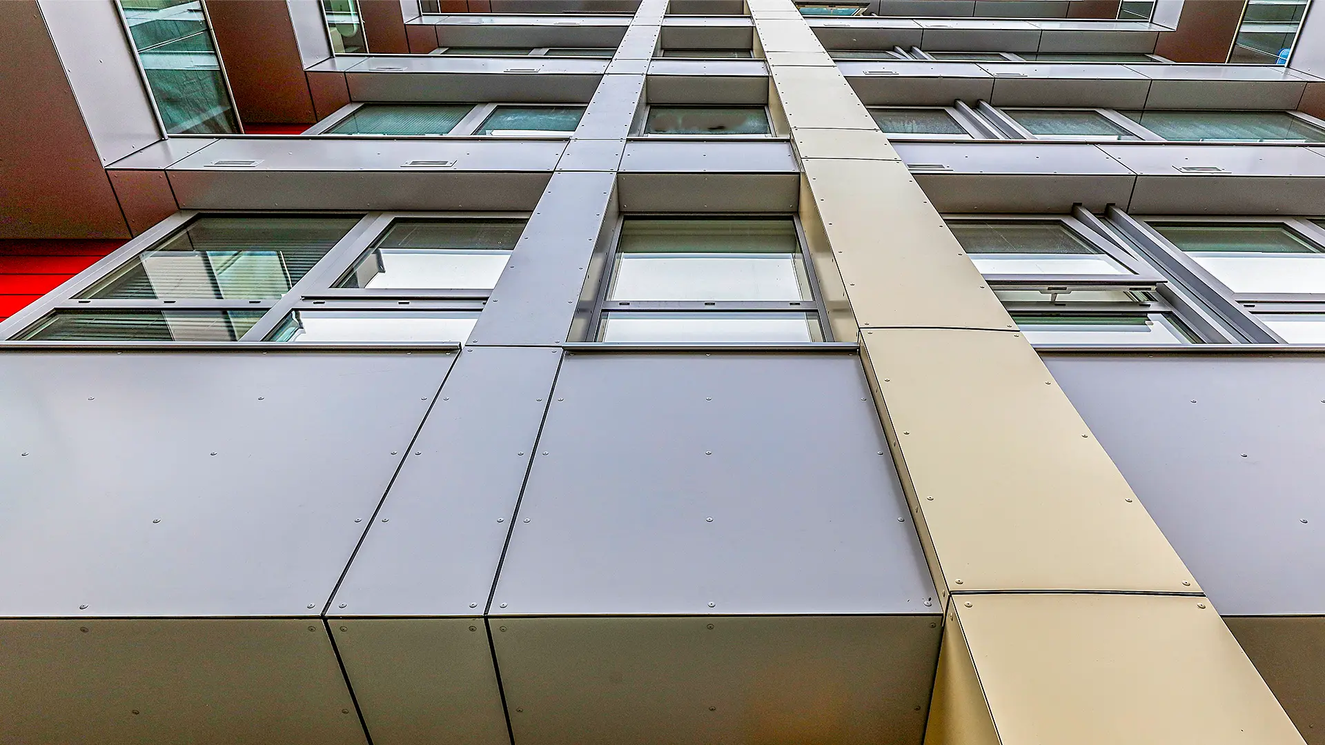 Tavern Quay Cladding Refurb
