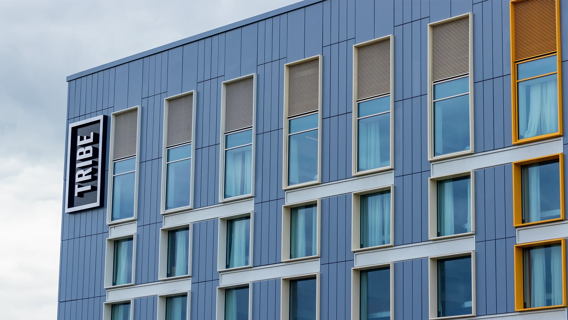 Airport City Manchester Cladding